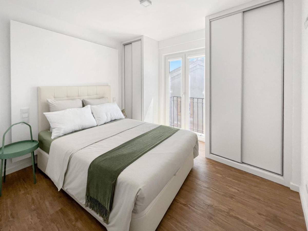 Sea Light Apartment Sesimbra. 2 Bedrooms, 6 Guests Eksteriør billede