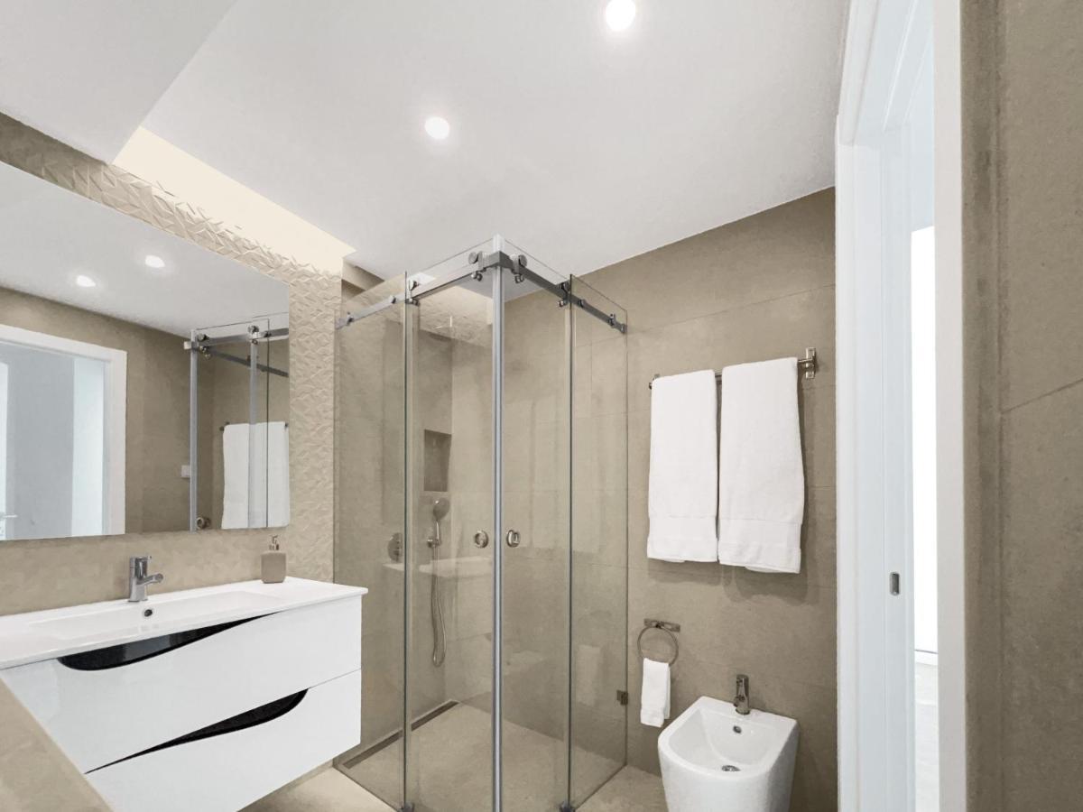 Sea Light Apartment Sesimbra. 2 Bedrooms, 6 Guests Eksteriør billede